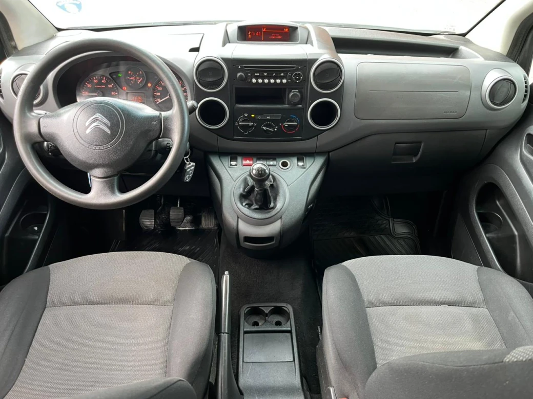 imagen 0 de vehiculo con id 2243